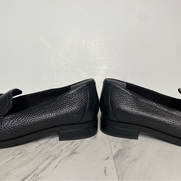 Vionic Sellah Black Leather Loafer 6 1/2 - Picture 8 of 14